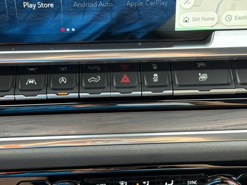 Used 2025 GMC Sierra 1500 SLT image 66