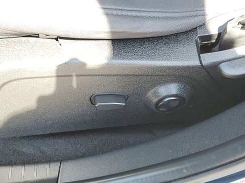 Used 2013 Dodge Journey SXT w/ Flexible Seating Group FWD image 6