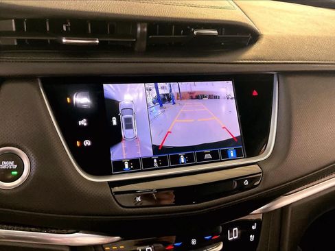 Used 2025 Cadillac XT5 Sportv w/ Technology Package AWD/4WD image 27