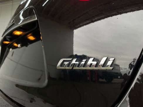 Used 2015 Maserati Ghibli image 9