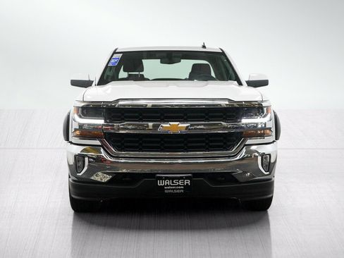 Used 2018 Chevrolet Silverado 1500 LT w/ All Star Edition AWD/4WD image 8