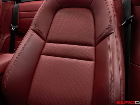 Used 2022 Porsche 911 Carrera image 38