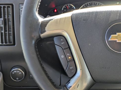 Used 2018 Chevrolet Express 3500 w/ Power Convenience Package image 18