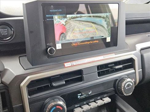 Used 2025 Toyota Tacoma SR5 image 11