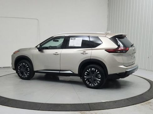 Used 2026 Nissan Rogue Platinum w/ Platinum Premium Package AWD/4WD image 5