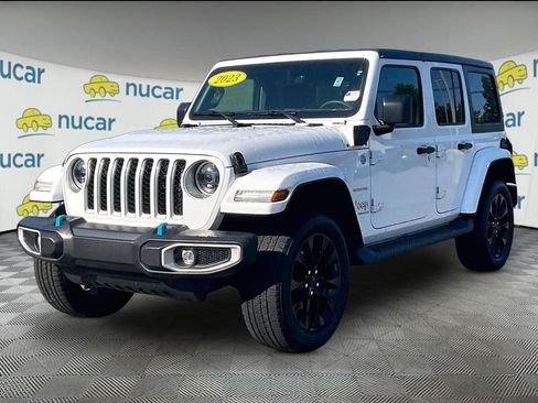 Used 2023 Jeep Wrangler Unlimited Sahara w/ Cold Weather Group AWD/4WD image 3