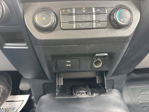 Used 2016 Ford F150 XL w/ Equipment Group 101A Mid image 28