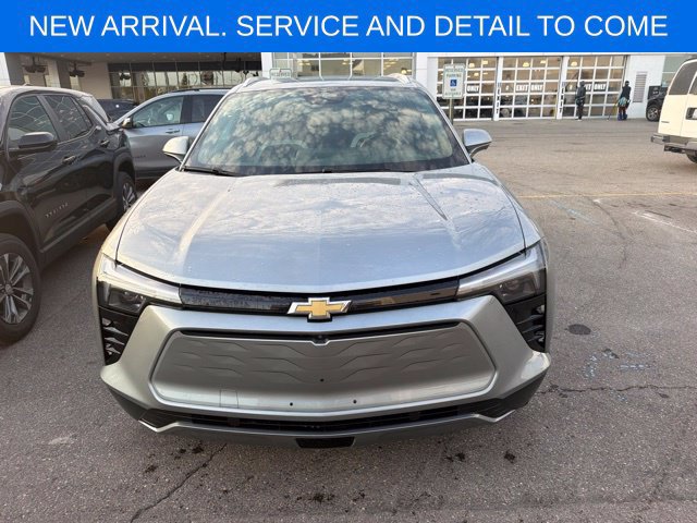 Used 2024 Chevrolet Blazer EV LT AWD/4WD image 3