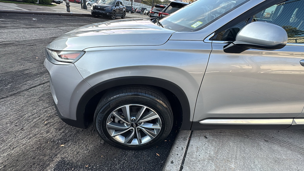 Used 2020 Hyundai Santa Fe SEL w/ Convenience Package AWD/4WD image 9