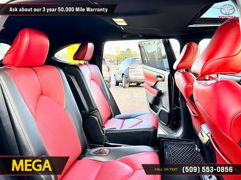 Used 2021 Toyota Highlander XSE image 18