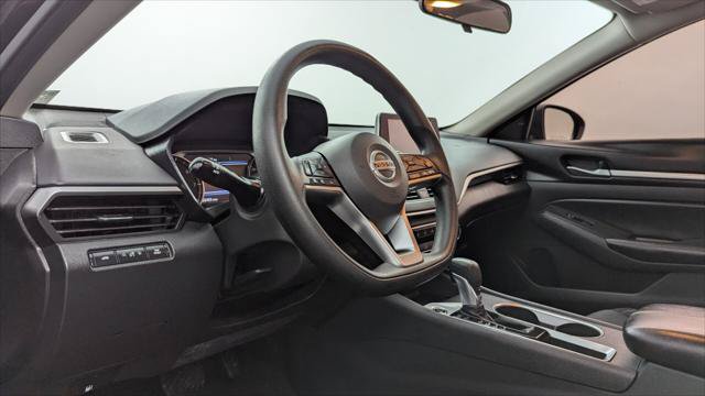 Used 2022 Nissan Altima 2.5 SV FWD image 22