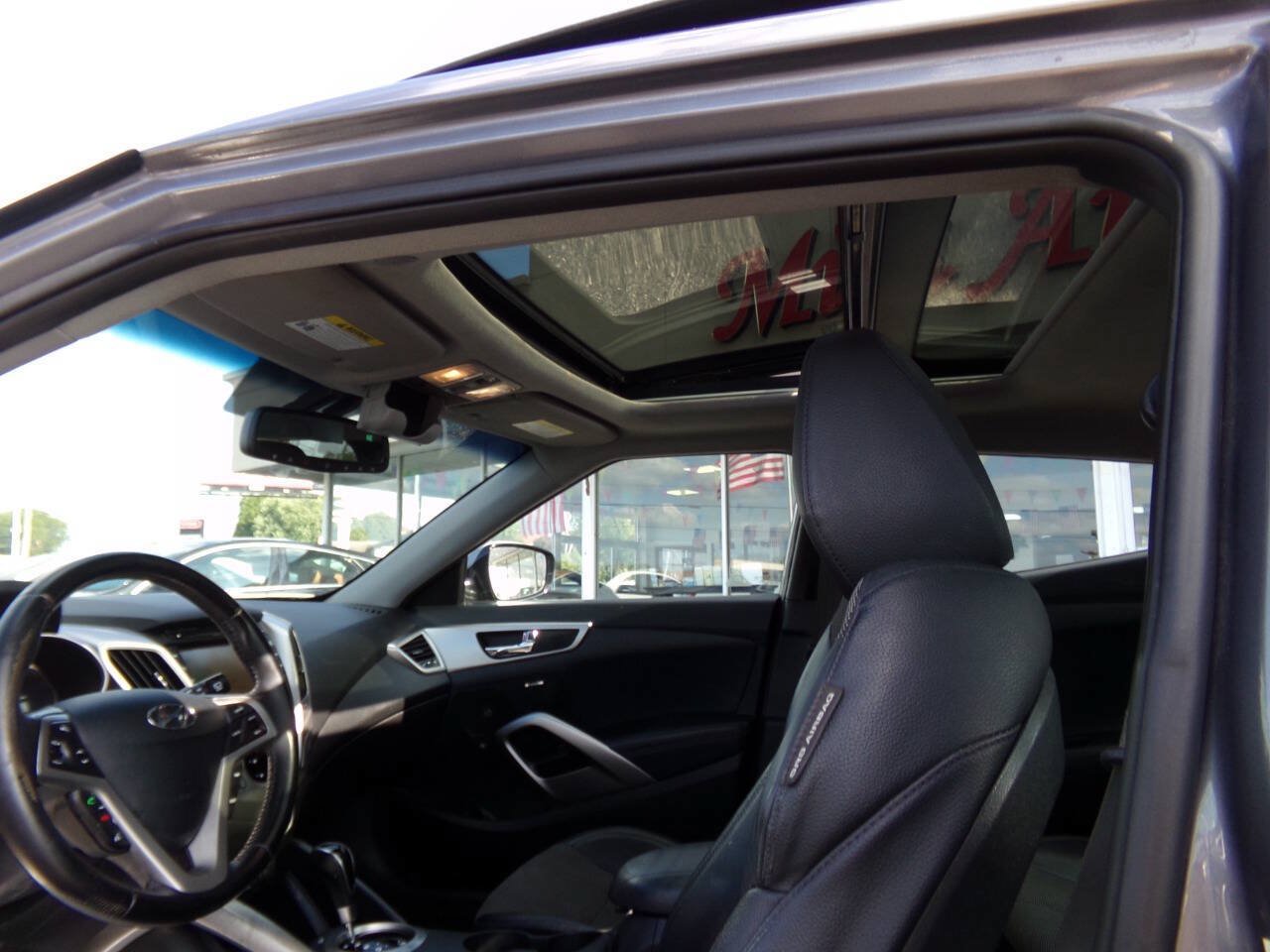 Used 2015 Hyundai Veloster w/ Option Group 03 FWD image 20
