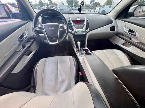 Used 2010 GMC Terrain SLT AWD/4WD image 9