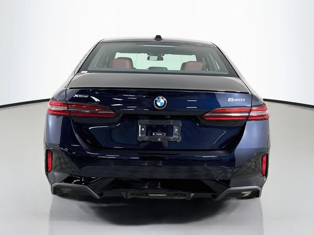 Used 2026 BMW 540i xDrive w/ M Sport Package AWD/4WD image 6
