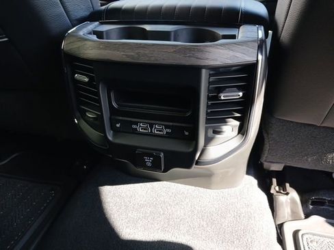 Used 2025 RAM 3500 Limited image 28