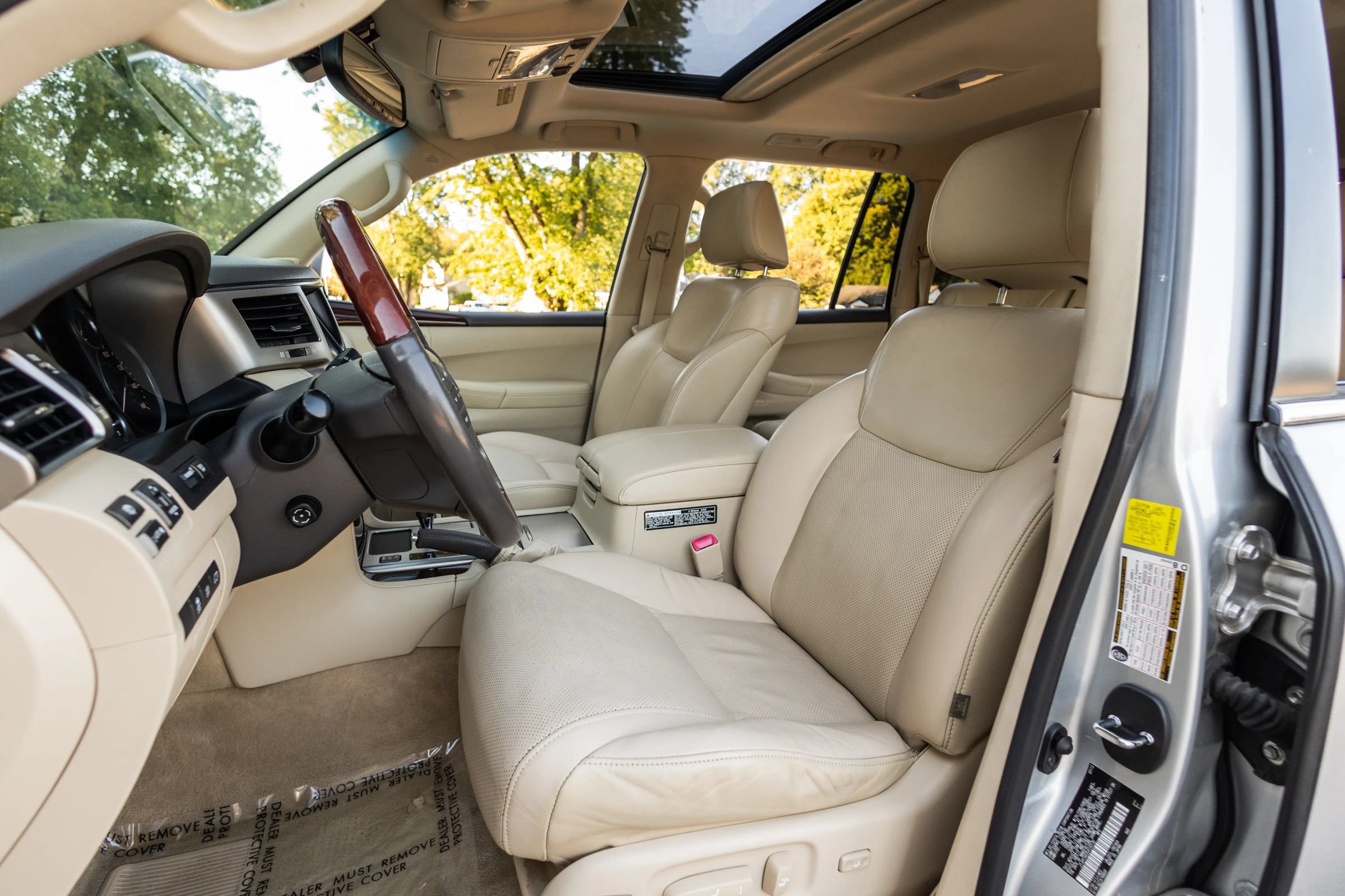 Used 2013 Lexus LX 570 4WD image 13
