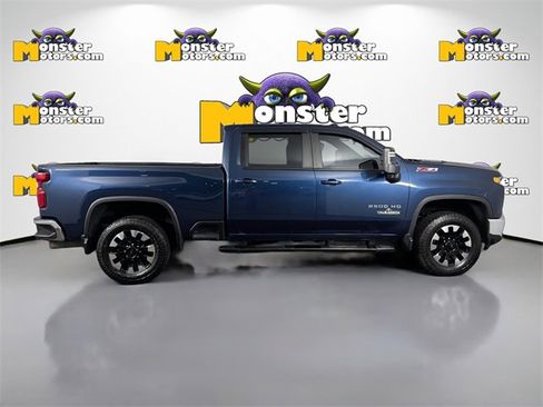 Used 2020 Chevrolet Silverado 2500 LT w/ All Star Edition image 4