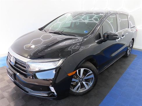 Used 2021 Honda Odyssey Touring image 5