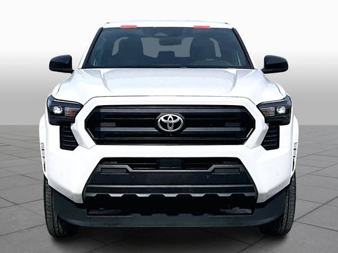 Used 2024 Toyota Tacoma SR w/ SR Upgrade Package image 3