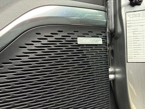 Used 2025 GMC Acadia Elevation FWD image 28