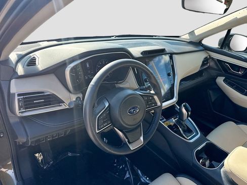 Used 2024 Subaru Outback Limited AWD/4WD image 9