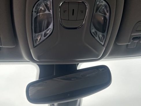 Used 2022 Jeep Compass Limited image 24