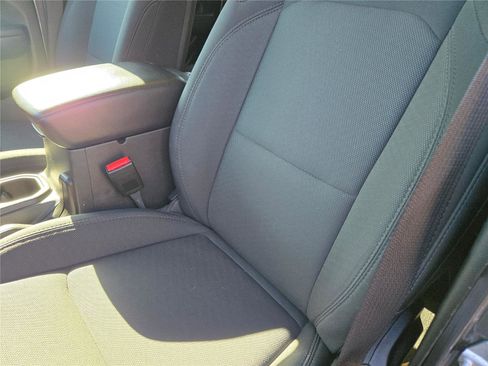 Used 2023 Jeep Wrangler Unlimited Sport image 17