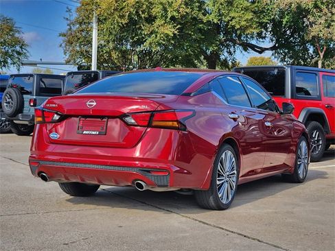 Used 2024 Nissan Altima 2.5 SL image 7