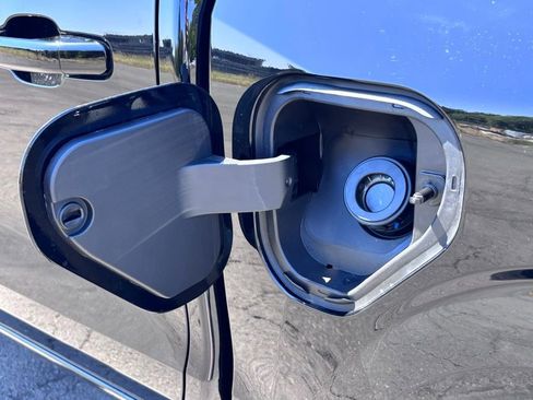 New 2026 Chevrolet Colorado Z71 w/ Technology Package image 6