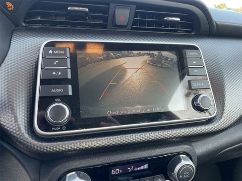 Used 2019 Nissan Kicks SV image 13