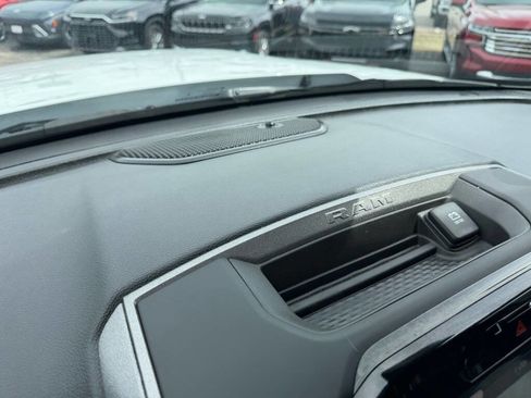 Used 2025 RAM 2500 Tradesman AWD/4WD image 35