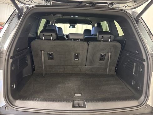 Used 2025 Buick Enclave Preferred image 12