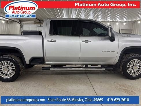 Used 2022 Chevrolet Silverado 2500 High Country w/ Technology Package AWD/4WD image 6
