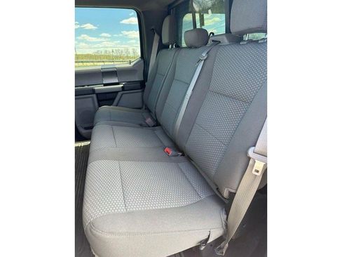 Used 2019 Ford F150 XLT w/ Equipment Group 302A Luxury AWD/4WD image 14