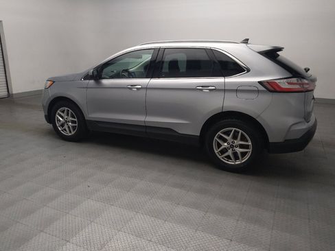 Used 2022 Ford Edge SEL w/ Convenience Package AWD/4WD image 3