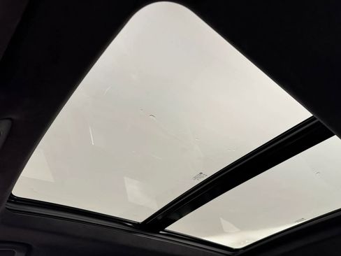 Used 2023 Cadillac XT6 Sport w/ Platinum Package image 26