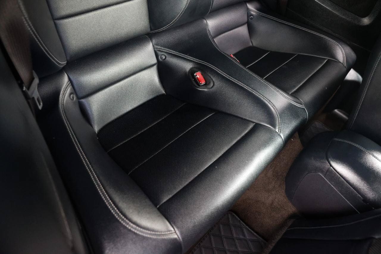 Used 2015 Ford Mustang Premium RWD image 12