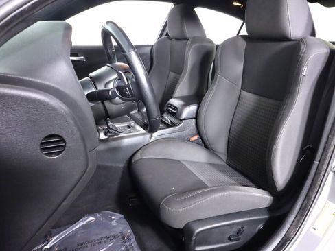 Used 2019 Dodge Charger R/T w/ Blacktop Package RWD image 30