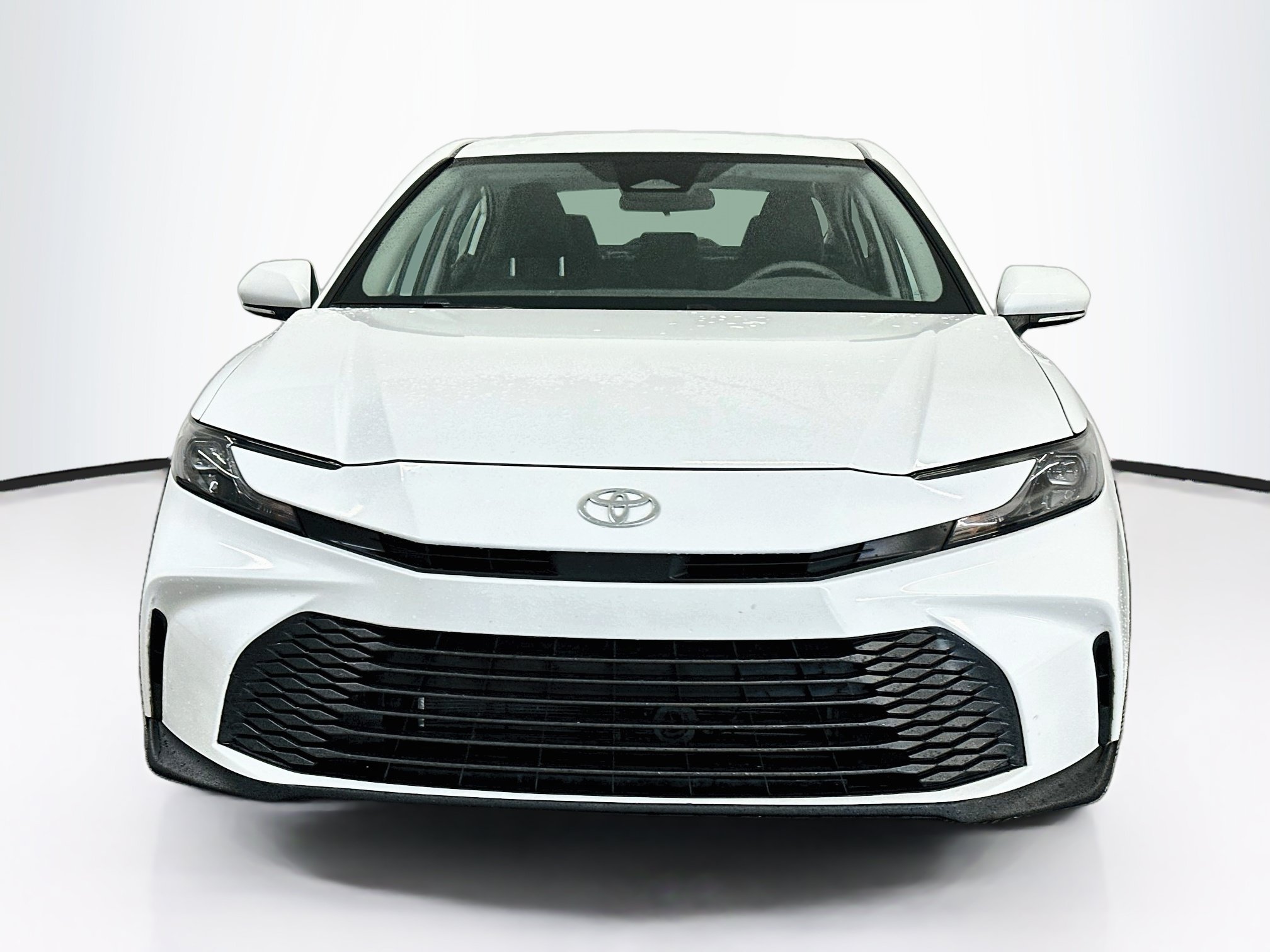 Used 2025 Toyota Camry LE FWD image 2