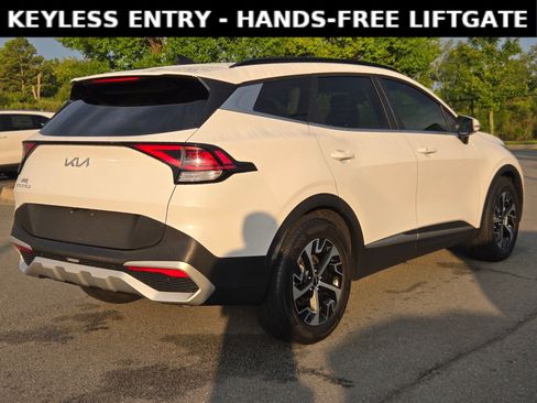 Used 2025 Kia Sportage EX w/ Premium Package FWD image 7