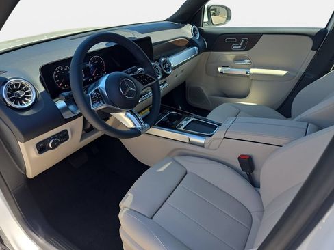 New 2026 Mercedes-Benz GLB 250 image 16