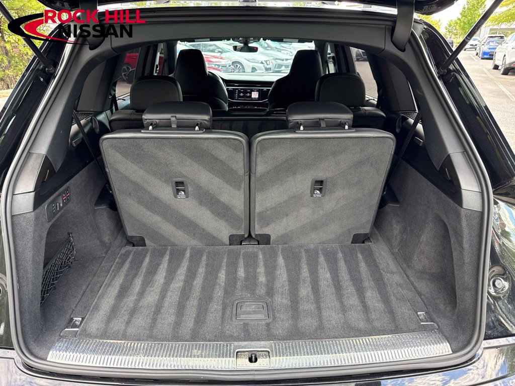 Used 2023 Audi SQ7 Prestige AWD/4WD image 24