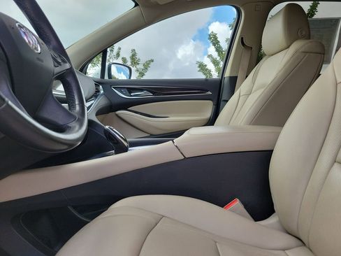 Used 2021 Buick Enclave Essence w/ Sound and Sites Package image 24