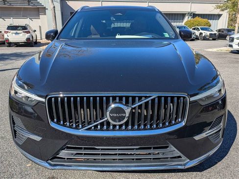 Certified 2023 Volvo XC60 B5 Ultimate w/ Protection Package Premier image 9