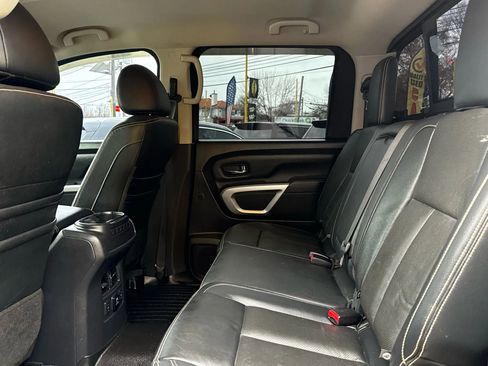 Used 2017 Nissan Titan PRO-4X w/ Pro-4x Convenience Package image 26