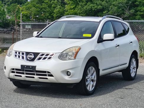 Used 2013 Nissan Rogue SL AWD/4WD image 3