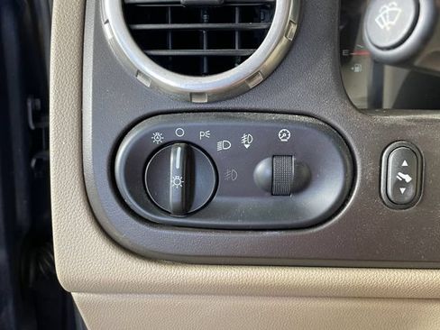 Used 2004 Ford Expedition Eddie Bauer AWD/4WD image 13
