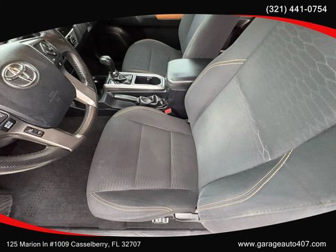 Used 2017 Toyota Tacoma SR5 image 13