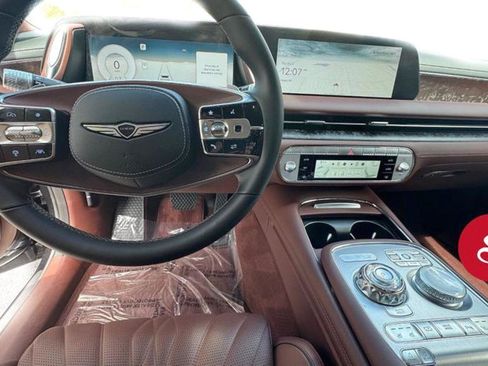Used 2025 Genesis G90 3.5T image 11