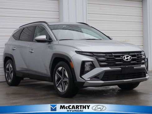 Used 2025 Hyundai Tucson SEL FWD image 1